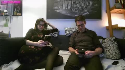 NinandCo online show from February 10, 7:49 pm