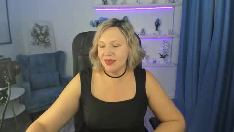 ninastarle online show from November 6, 11:44 am