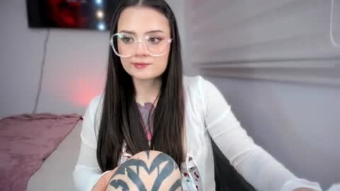 ninavolkov online show from June 22, 11:02 pm