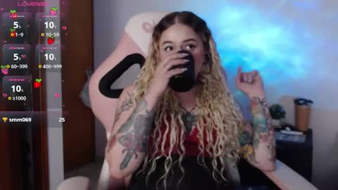 Snapshot of ninaxxstorm chatting on October 16, 11:28 pm Nina online show from October 16, 11:28 pm