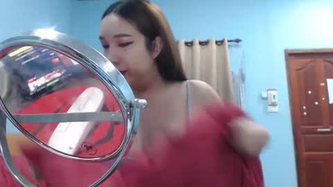 ninew online show from October 8, 1:25 am