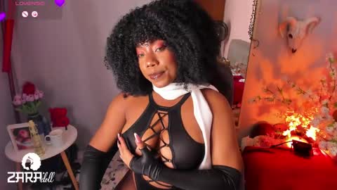 NINI  online show from April 17, 3:04 pm