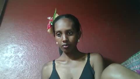 Snapshot of ninie246746 chatting on January 12, 3:25 pm ninie246746 online show from January 12, 3:25 pm