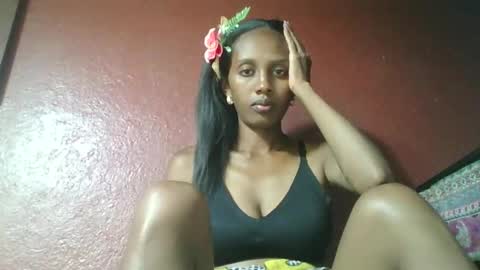 Snapshot of ninie246746 chatting on January 12, 7:10 pm ninie246746 online show from January 12, 7:10 pm