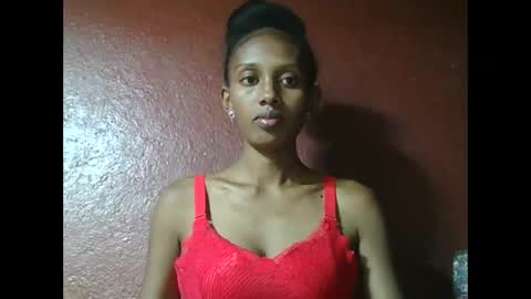 Snapshot of ninie246746 chatting on February 22, 9:56 am ninie246746 online show from February 22, 9:56 am