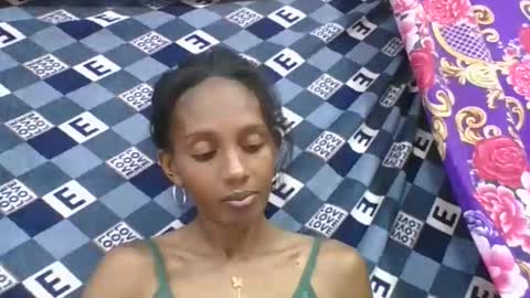 ninie246746 online show from March 11, 7:53 pm