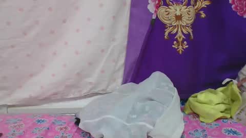 ninie246746 online show from March 20, 7:24 am