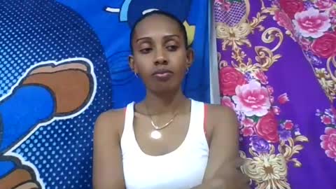 ninie246746 online show from June 18, 6:13 am