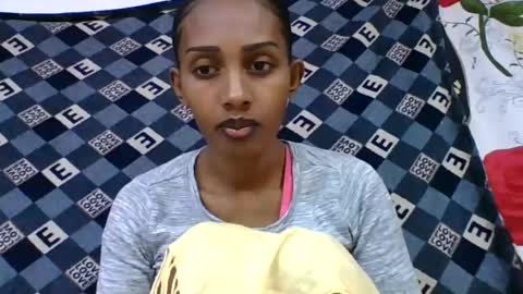 ninie246746 online show from June 23, 6:22 am