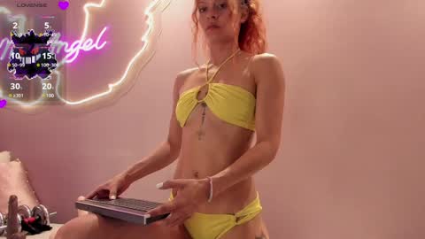 Snapshot of ninna_monroe_ chatting on January 13, 4:51 pm Ninna online show from January 13, 4:51 pm