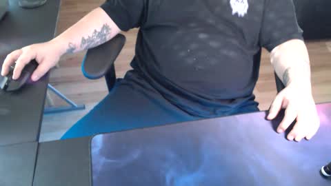 ninocut6 online show from March 3, 9:15 am