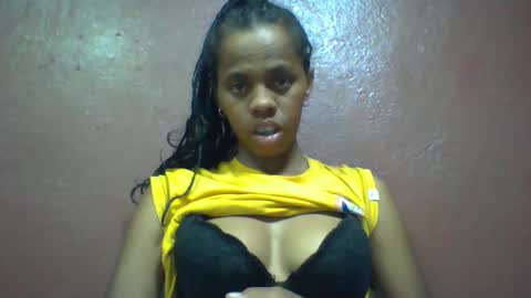 Snapshot of nirinahfy chatting on January 12, 3:36 pm nirinahfy online show from January 12, 3:36 pm