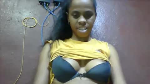 Snapshot of nirinahfy chatting on October 14, 4:41 pm nirinahfy online show from October 14, 4:41 pm