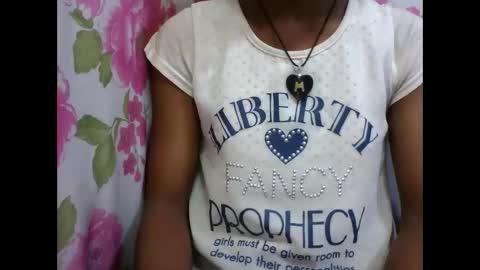 nirinahfy online show from November 11, 2:55 am