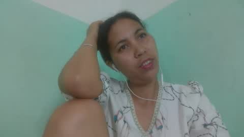 Snapshot of nirisouh chatting on October 13, 5:51 am nirisouh online show from October 13, 5:51 am