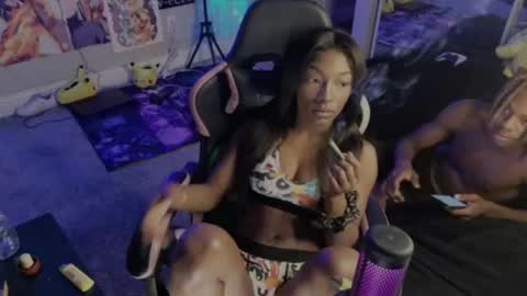 NIVIA WOLFE online show from September 23, 7:44 am