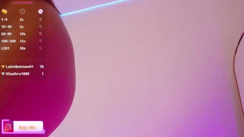 Nicki  online show from October 11, 6:34 am