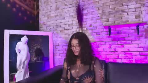 Snapshot of nixie_sky chatting on July 14, 4:06 am Sky online show from July 14, 4:06 am