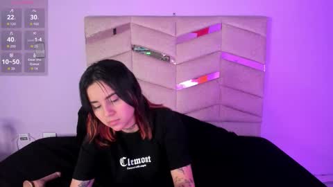 Nixie online show from October 23, 7:34 pm