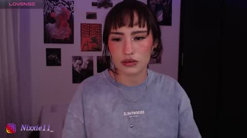 Nixxie  online show from November 14, 3:05 am