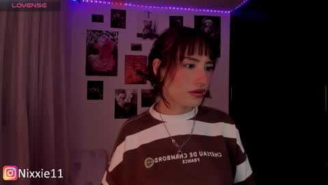 Nixxie  online show from December 4, 11:24 pm