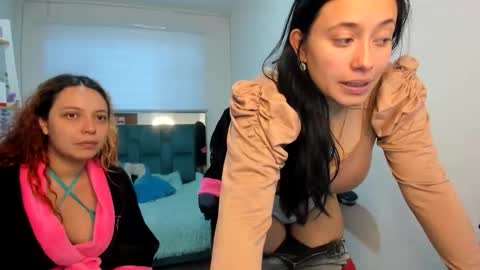 nixy_fresa online show from October 6, 11:29 am