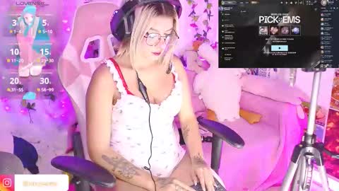 Nixy Sama online show from October 12, 11:15 pm