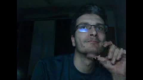 Snapshot of nmcandeias chatting on April 25, 12:02 am Nuno online show from April 25, 12:02 am