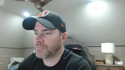 nmiller69z online show from January 24, 6:04 pm