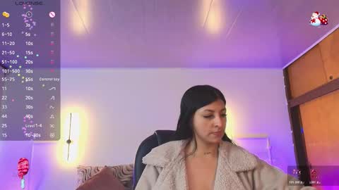 Gaby  Megan  Juliana  online show from December 4, 11:30 am