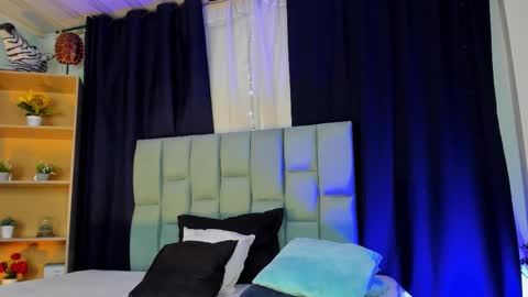 Noah  online show from October 18, 3:20 am