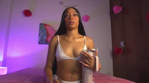 Snapshot of noah_0814 chatting on February 19, 3:02 am noah_0814 online show from February 19, 3:02 am