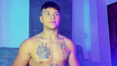 noah_223 online show from November 14, 11:57 pm