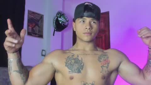 noah_223 online show from April 9, 2:00 am