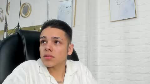 Zoe  online show from February 2, 11:03 pm