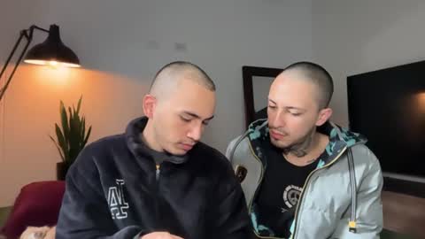 Snapshot of noah_and_steven chatting on August 2, 11:52 am noah_and_steven online show from August 2, 11:52 am