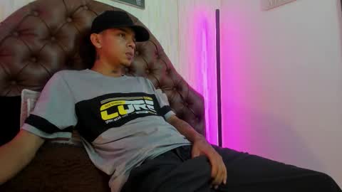 Snapshot of noah_blake0 chatting on September 30, 2:38 am Noah Blake online show from September 30, 2:38 am