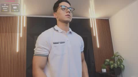 Noah online show from January 12, 11:15 am