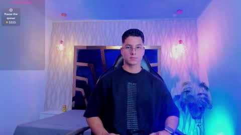 Noah online show from March 5, 5:31 pm