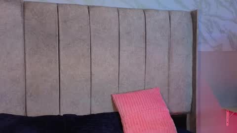 Snapshot of noah_coleman__ chatting on February 13, 2:45 am NOAH  online show from February 13, 2:45 am
