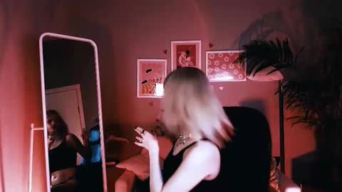 REAL name LiaDM are always open online show from October 10, 4:50 pm