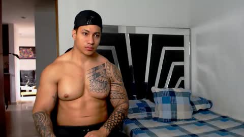 Noah Harris01 online show from November 17, 12:11 pm