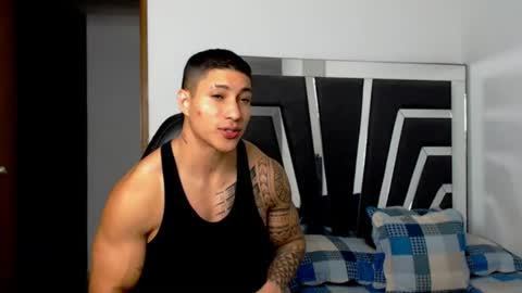 Noah Harris01 online show from July 2, 1:27 am