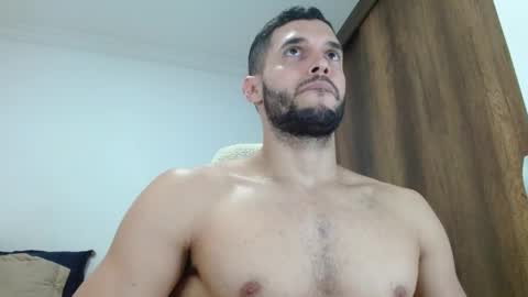 Snapshot of noah_jhonsonn chatting on February 7, 4:22 pm Noah online show from February 7, 4:22 pm