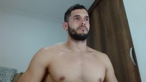 Snapshot of noah_jhonsonn chatting on February 10, 2:15 am Noah online show from February 10, 2:15 am