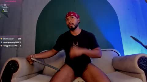 Snapshot of noah_jones__ chatting on February 15, 2:14 pm Noah online show from February 15, 2:14 pm