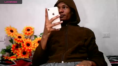 Noah Millers online show from January 18, 2:10 pm