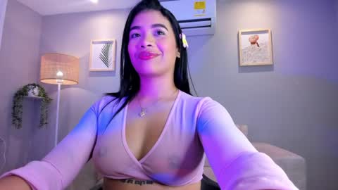 Noemy online show from July 27, 1:51 pm