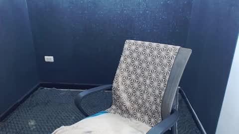 Snapshot of noah_sokolov chatting on November 16, 4:12 pm noah_sokolov online show from November 16, 4:12 pm