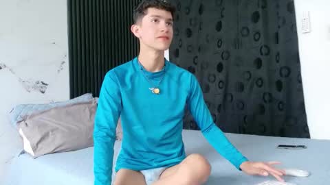 noah tyler  online show from January 15, 6:00 pm